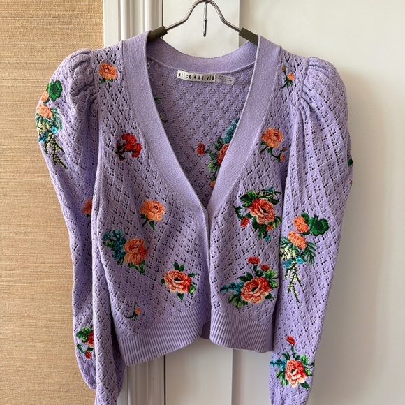 Alice + Olivia - Picture 1 of 4